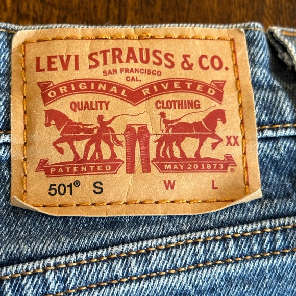 Levi's | 501 Straight Leg Jeans, Size 29S - Picture 6 of 13